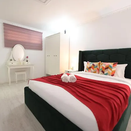 Luxury Metropolitan - Old Town Апартаменти *